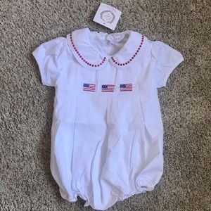 24M Cecil & Lou American Flag Bubble